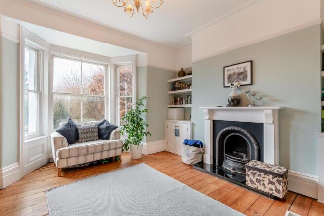 8630394-interior20.jpg