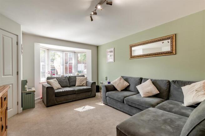 8649044-interior02.jpg