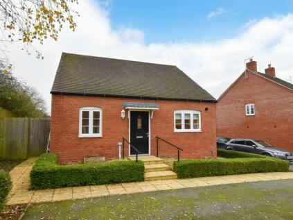 Whittlewood End, Silverstone, NN12