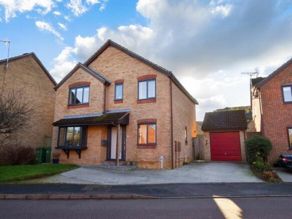 81 Hazel Crescent