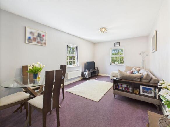 Sitting/Dining Room