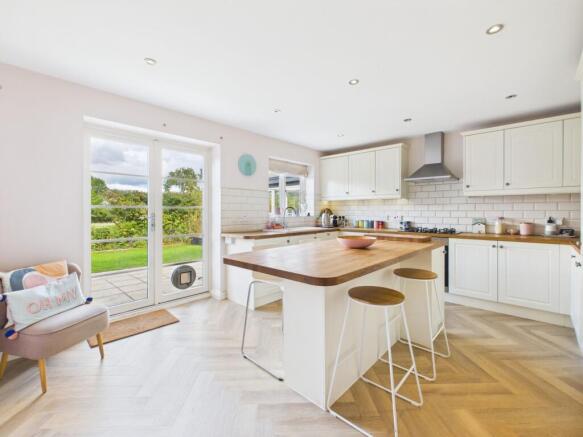 Kitchen/Breakfast Room