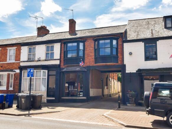 Flat 2, 237 Watling Street West