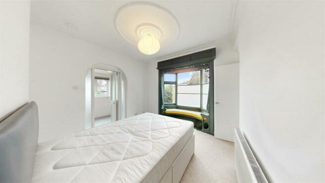 Double Bedroom into bay window