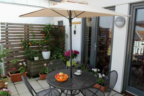 Harrow Road, College Park, London