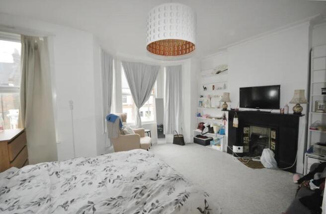 Recrption room into bay window