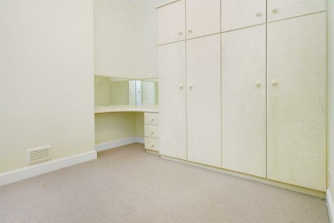 Fitted wardrobes in double bedroom