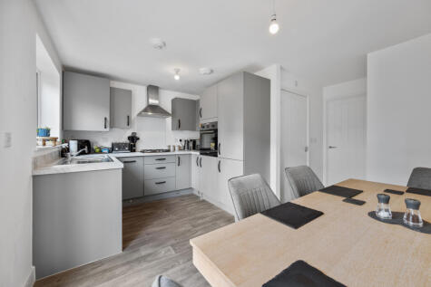 Mistletoe Gardens, Corby, NN17