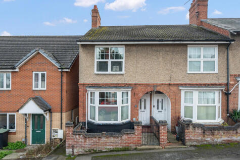 Carnegie Street, Rushden, NN10