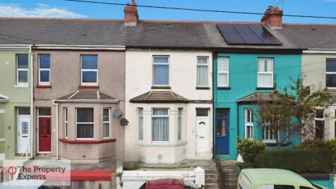Pomphlett Road, Plymouth, PL9