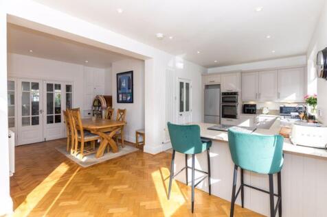 Kingsley Road, Dentons Green, St. Helens, WA10 6JN