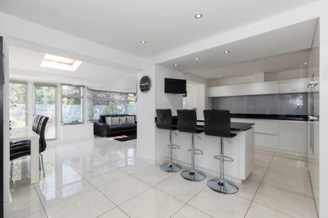 Kitchen Family Room