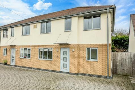 Henley Road, Shillingford