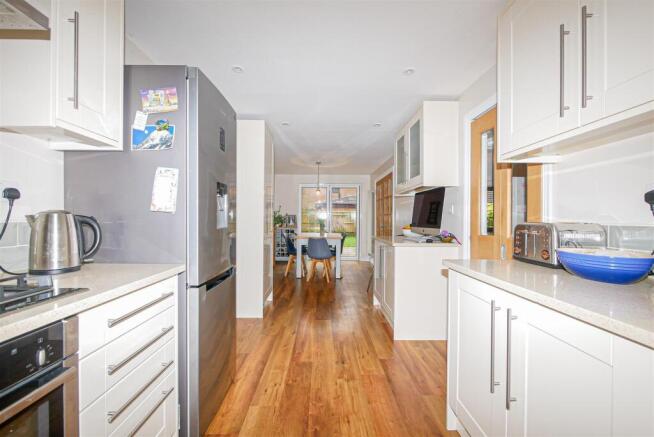 KITCHEN/DINER
