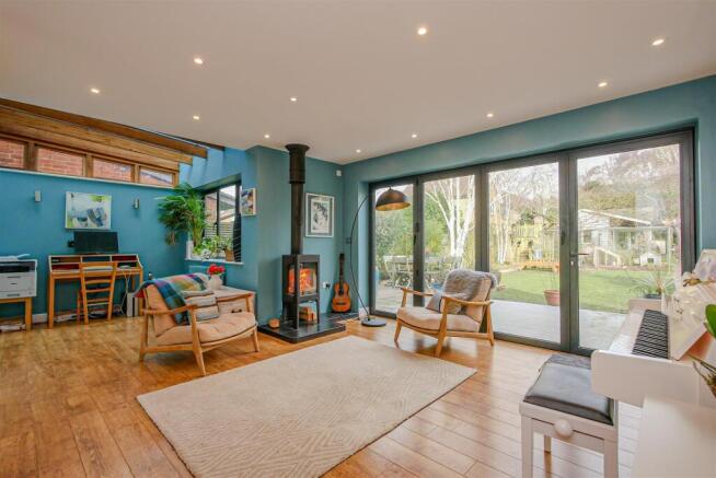 Reception/Sun Room