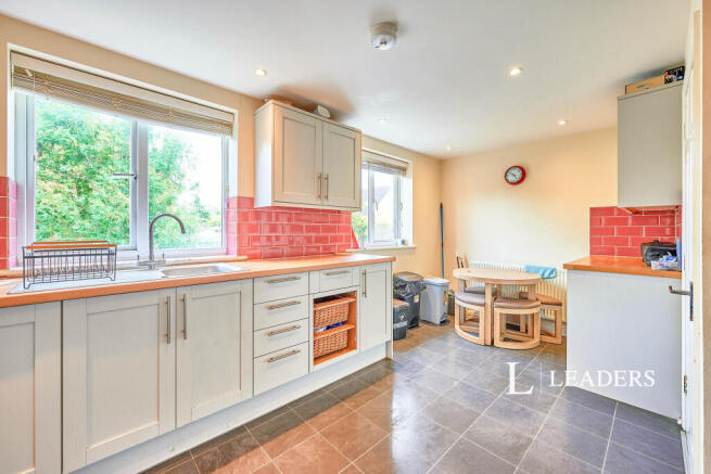 Kitchen & Dining Room