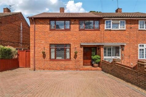 Albert Drive, Sheerwater, Woking, Surrey, GU21