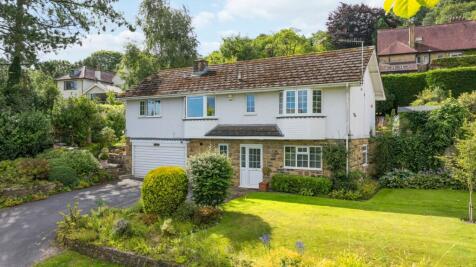 Parish Ghyll Lane, Ilkley, West Yorkshire, LS29