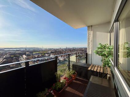 Jason Street, Crete Towers Jason Street, L5