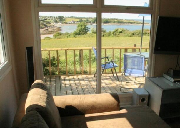 Sitting room area view.jpg