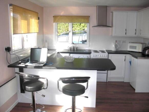 Kitchen Area.jpg
