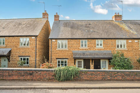 Bloxham Court, Bloxham, OX15