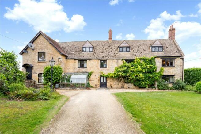 4 bedroom house for sale in The Green, Enstone, Chipping Norton ...