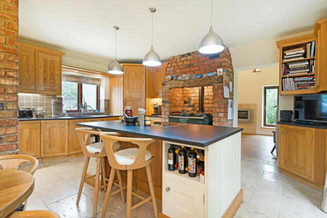 Kitchen/Breakfast Room