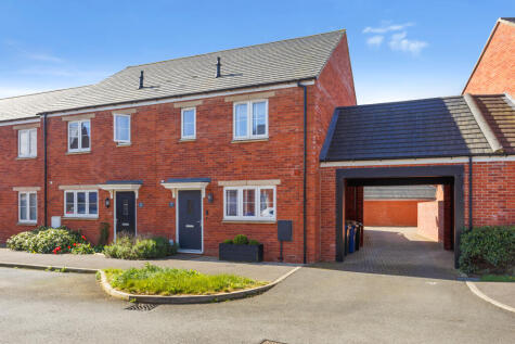 Bartlett Road, Bloxham, OX15