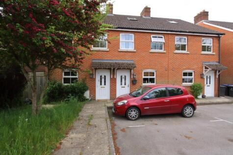**PRICED TO SELL**Andover Road, SP11