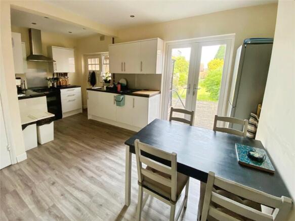 Kitchen/Dining Room