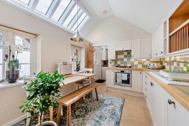 8649829-interior0...