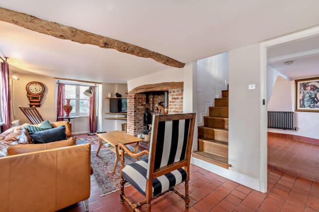 8671665-interior1...