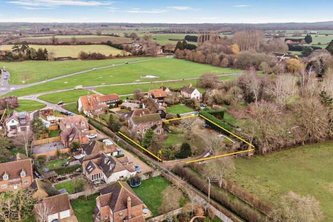 8676788-exterior0...