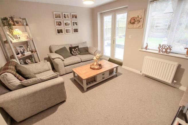 Living Room.jpg