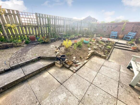 Rear Garden (1).jpg