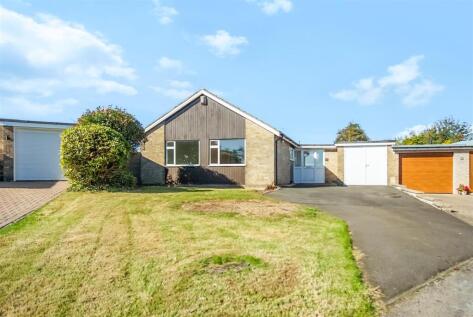 St. Johns Park, Aldbrough St. John, Richmond