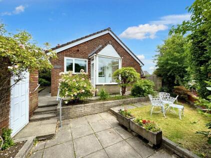 Middleton Close, Radcliffe, M26