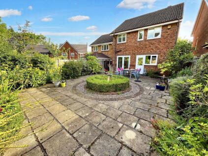 Plantation Grove, Unsworth, BL9