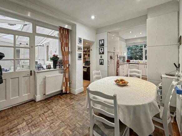 Kitchen / Breakfast Room