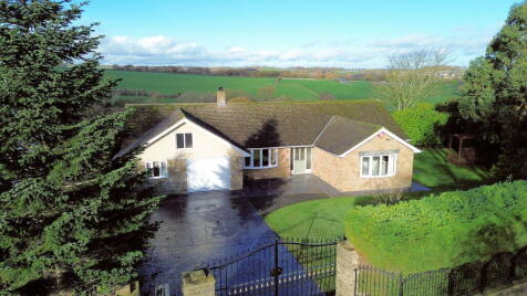 Rectory Lane, Emley, HD8 9RR