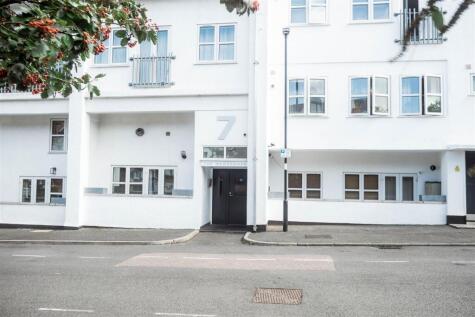 Park Road, London, N14