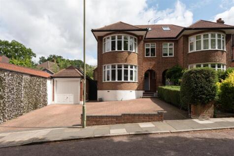Oak Way, London, N14