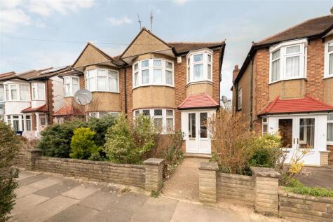 Pymmes Green Road, London, N11