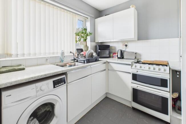 CAM02519G0-PR0310-STILL002