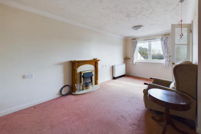 CAM02545G0-PR0338-STILL008