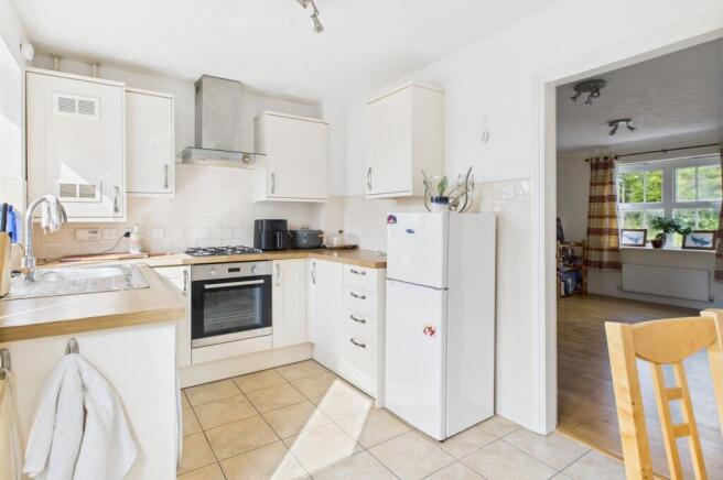 CAM02519G0-PR0291-STILL012