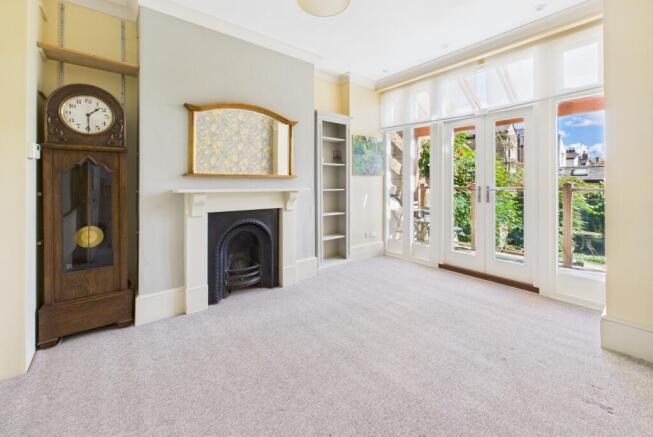 CAM02545G0-PR0486-STILL008