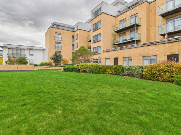 CAM02545G0-PR0516-STILL002