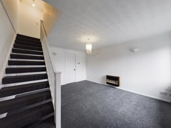 CAM00227P1-PR0478-STILL10